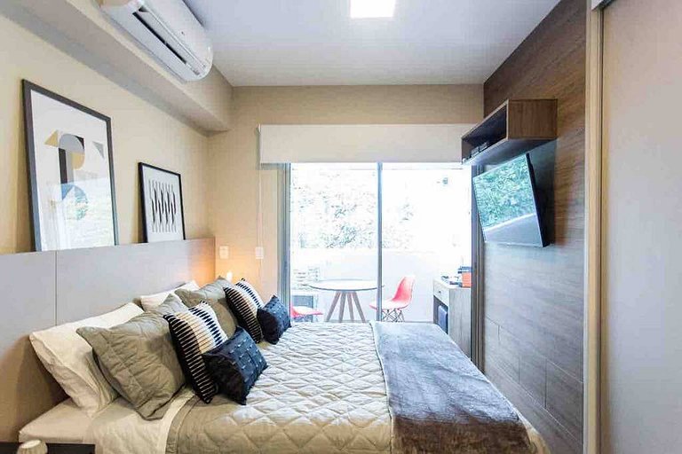 BHaus Vila Madalena Eside | Studio Premium com Varanda | es1