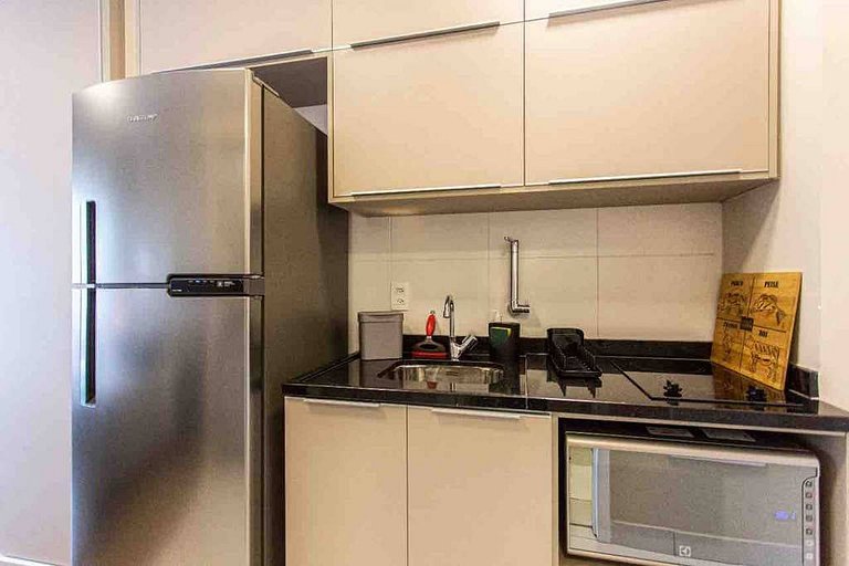 BHaus Vila Madalena Eside | Studio Premium com Varanda | es1