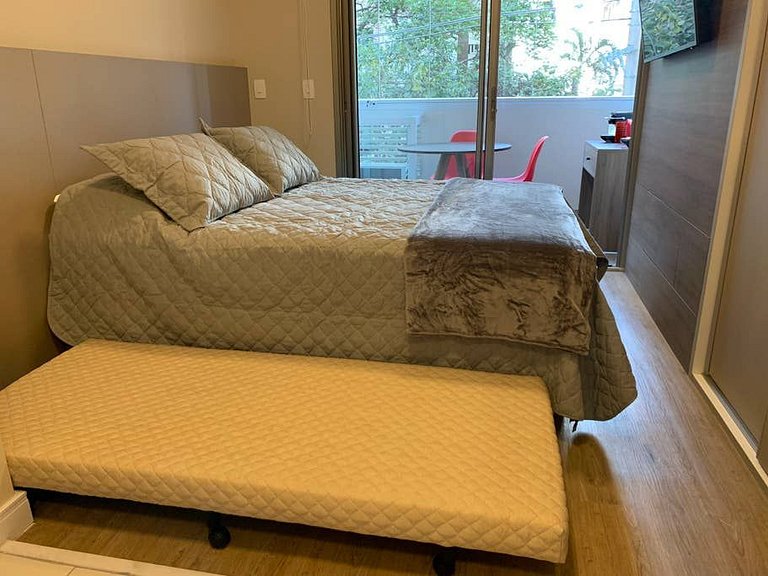 BHaus Vila Madalena Eside | Studio Premium com Varanda | es1