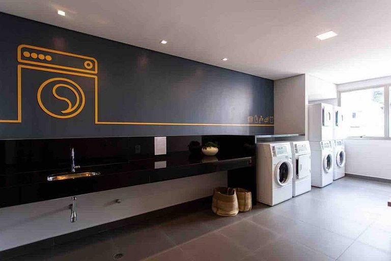 BHaus Vila Madalena Eside | Studio Premium com Varanda | es1