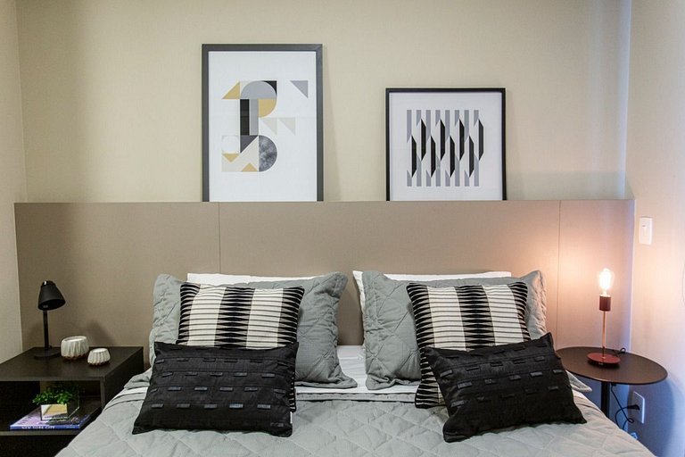 BHaus Vila Madalena Eside | Studio Premium com Varanda | es1