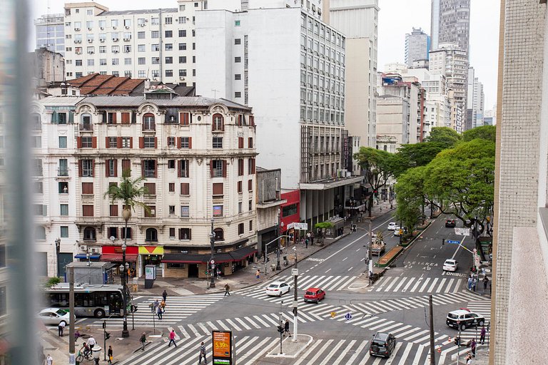 BHaus Downtown Centro SP - Studio com Varanda - Edifício Van