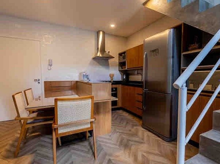 BHaus Campos Do Jordão Gaudi | Grand Loft Duplex com Linda V