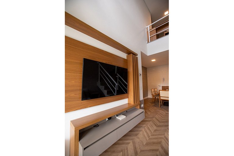 BHaus Campos Do Jordão Gaudi | Grand Loft Duplex com Linda V