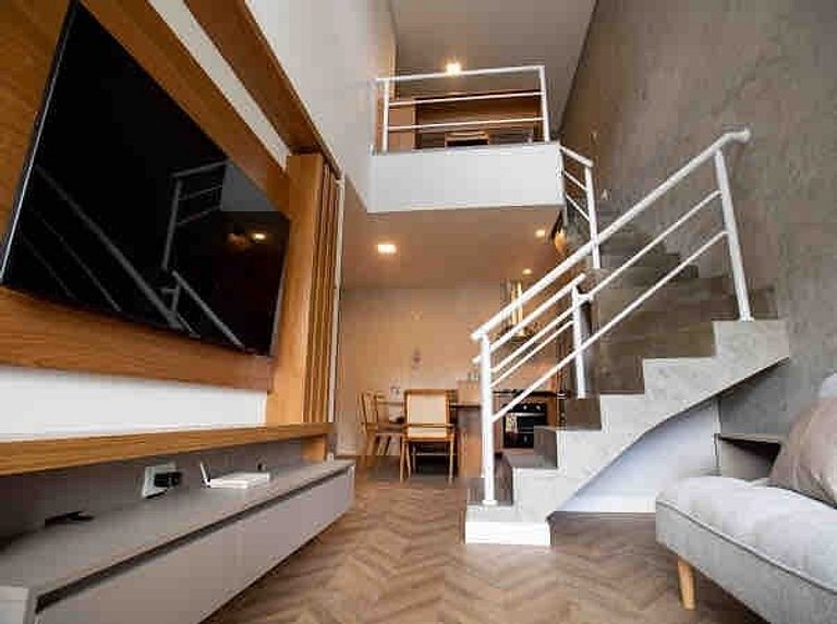 BHaus Campos Do Jordão Gaudi | Grand Loft Duplex com Linda V