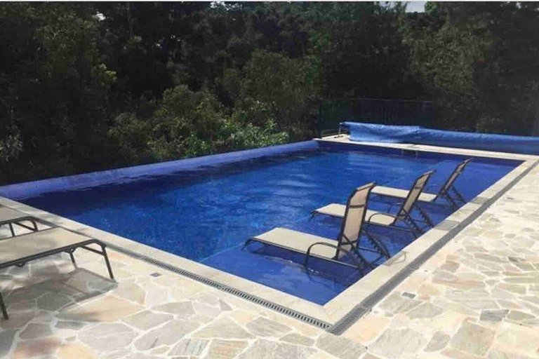 BHaus Campos Do Jordão Gaudi | Grand Loft Duplex com Linda V