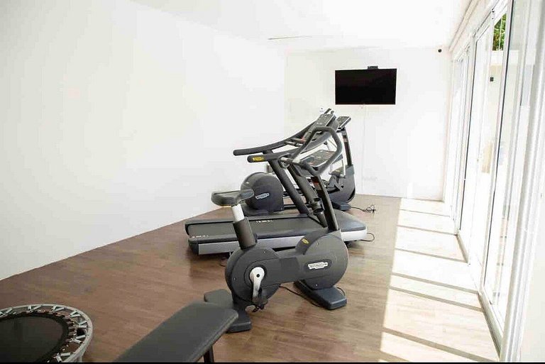 BHaus Campos Do Jordão Gaudi | Grand Loft Duplex com Linda V