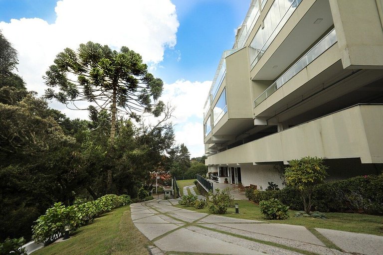 BHaus Campos Do Jordão Gaudi | Grand Loft Duplex com Linda V