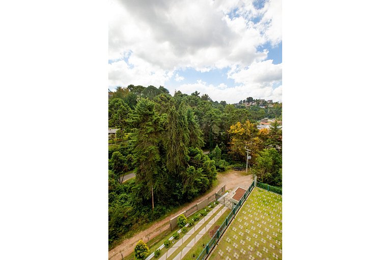 BHaus Campos Do Jordão Gaudi | Grand Loft Duplex com Linda V