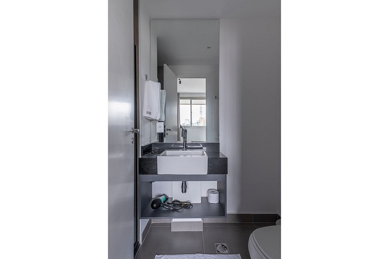 BHaus Jardins VN Melo Alves - Studio Premium com Varanda e V