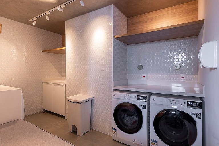 BHaus Jardins VN Melo Alves - Studio Premium com Varanda e V