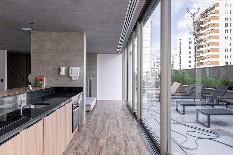 BHaus Jardins VN Melo Alves - Studio Premium com Varanda e V