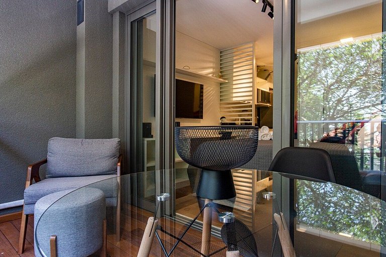BHaus Vila Madalena HUB | Studio Deluxe com Varanda | Metrô
