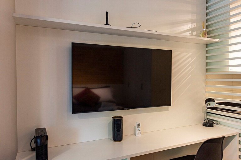 BHaus Vila Madalena HUB | Studio Deluxe com Varanda | Metrô