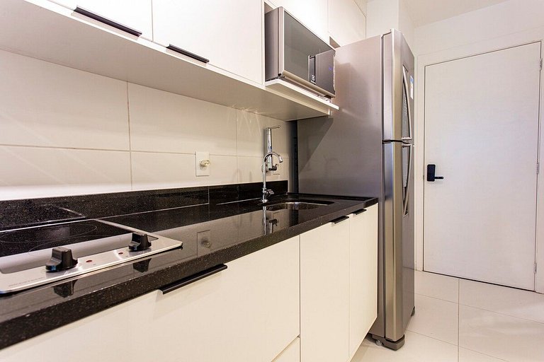 BHaus Vila Madalena HUB | Studio Deluxe com Varanda | Metrô