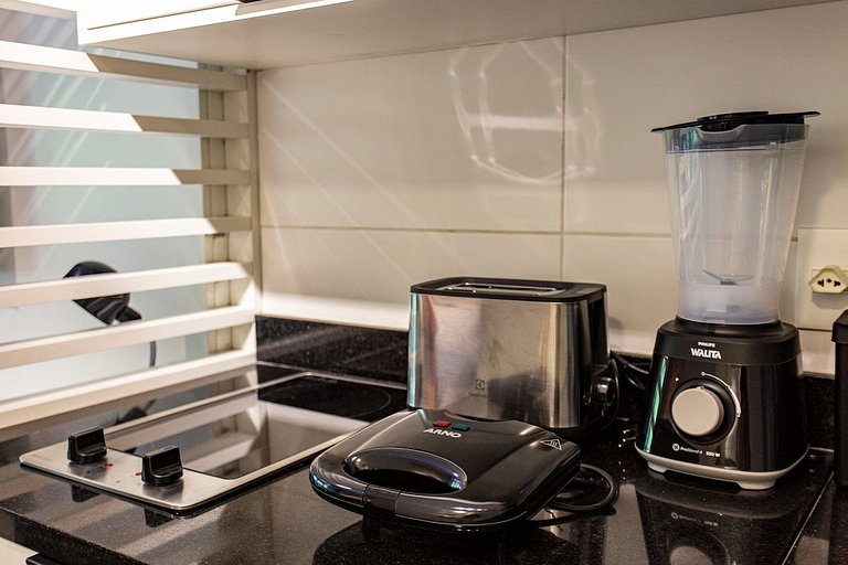 BHaus Vila Madalena HUB | Studio Deluxe com Varanda | Metrô