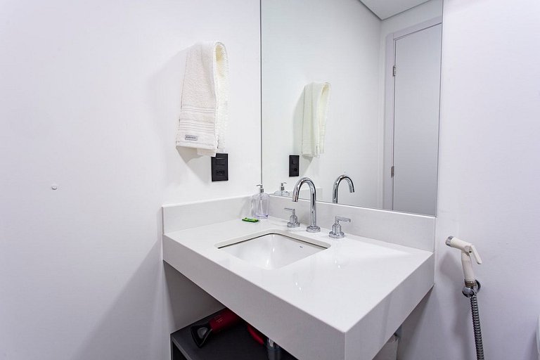 BHaus Pinheiros Helbor Wide | Studio Deluxe com Vista Incrív