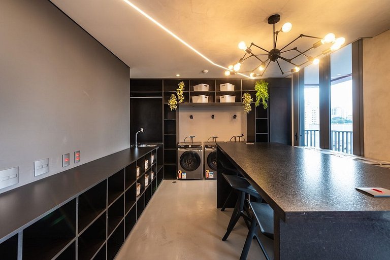 BHaus Allianz Nubank Park VN Turiassu- Grand Apartment com 2