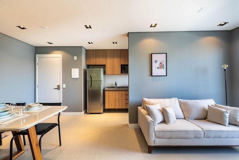 BHaus Family Brás | Grand Apartment com Varanda | Academia |
