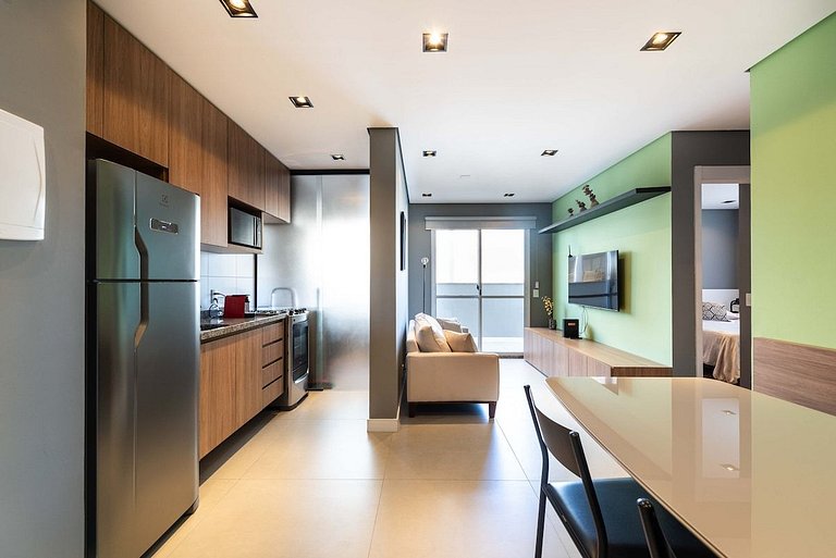 BHaus Family Brás | Grand Apartment com Varanda | Academia |