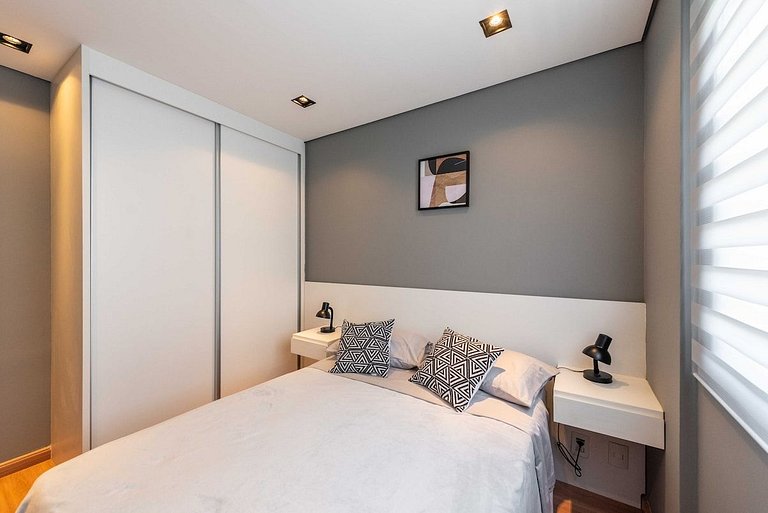 BHaus Family Brás | Grand Apartment com Varanda | Academia |