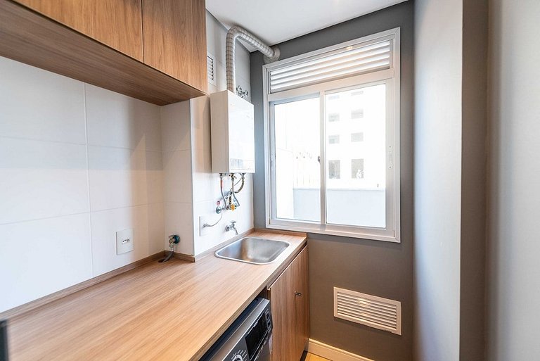 BHaus Family Brás | Grand Apartment com Varanda | Academia |