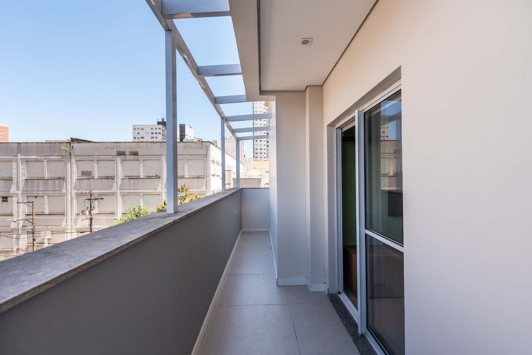 BHaus Family Brás | Grand Apartment com Varanda | Academia |
