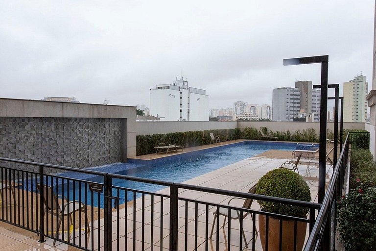 BHaus Family Brás | Grand Apartment com Varanda | Academia |