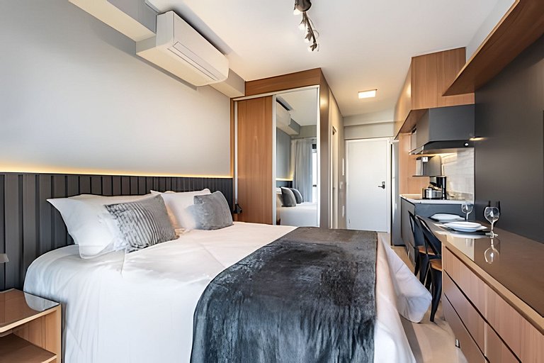 BHaus Setin Nova Republica - Studio 30m2 com Varanda - Cama