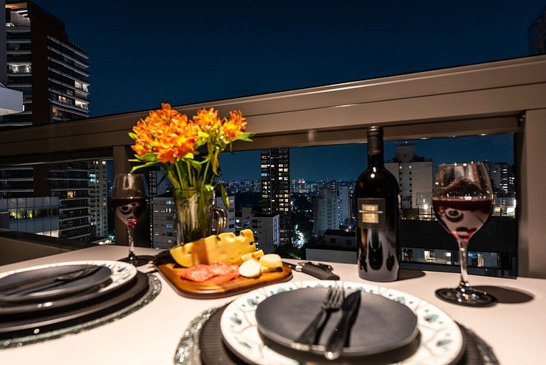 Novo Bhaus VN Oscar Freire | Vista Incrível Jardins | Metrô