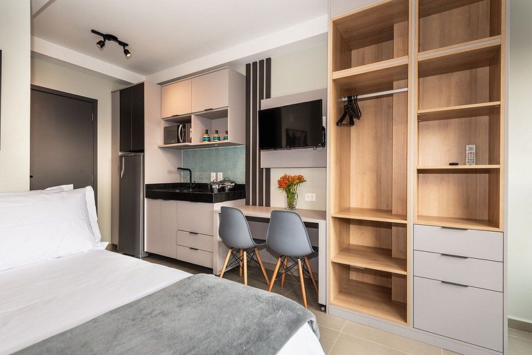 Novo Bhaus VN Oscar Freire | Vista Incrível Jardins | Metrô