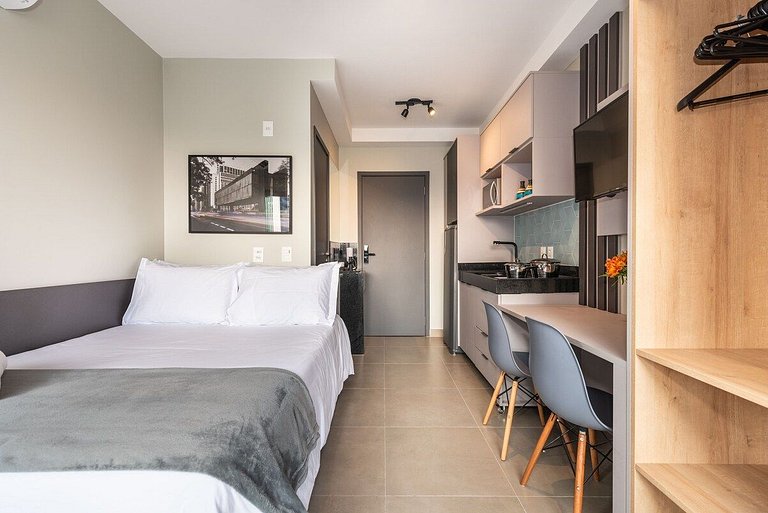 Novo Bhaus VN Oscar Freire | Vista Incrível Jardins | Metrô