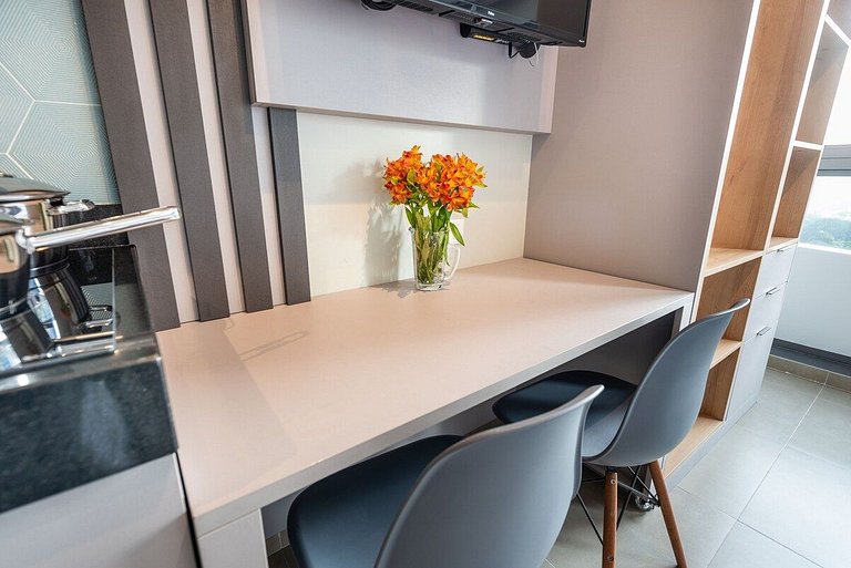 Novo Bhaus VN Oscar Freire | Vista Incrível Jardins | Metrô