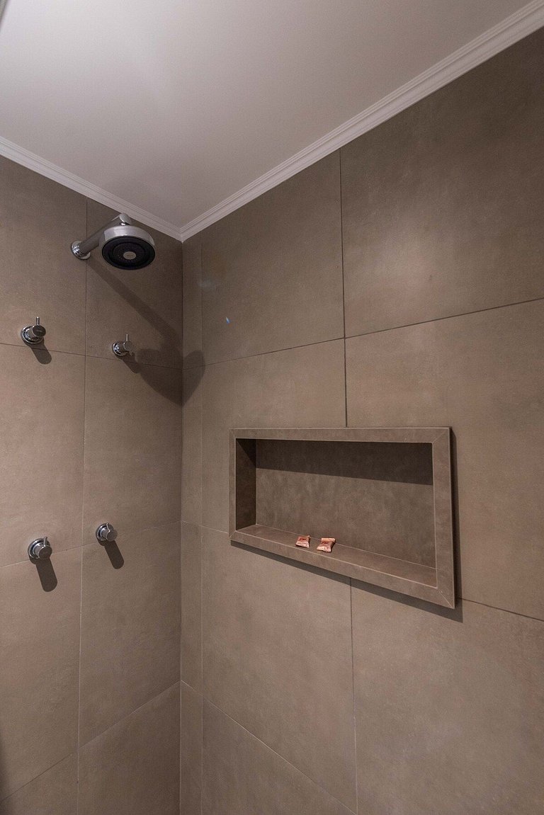 Novo Bhaus VN Oscar Freire | Vista Incrível Jardins | Metrô