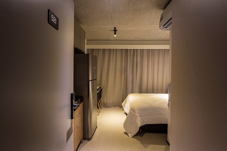 BHaus Jardins On Augusta - Studio Premium com Varanda - Pisc
