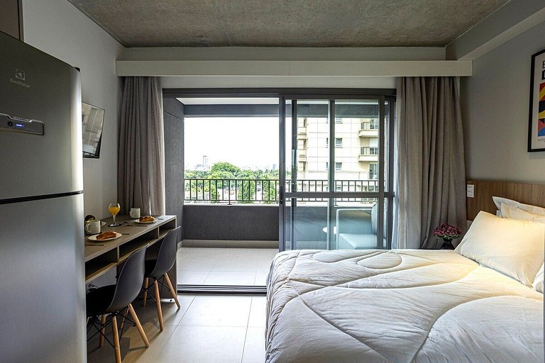 BHaus Jardins On Augusta - Studio Premium com Varanda - Pisc