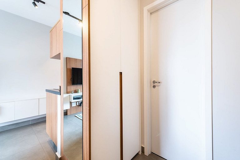 BHaus Jardins VN Melo Alves - Studio Premium com Varanda 13o