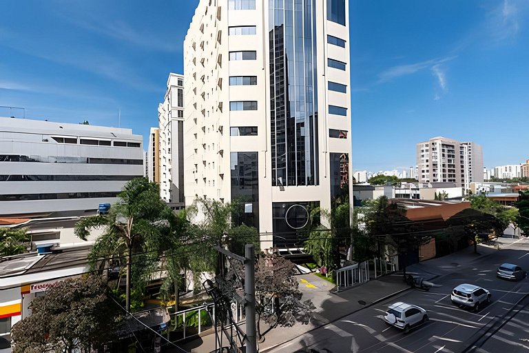 BHaus Moema ON Maracatins - Studio Premium com Varanda - Por
