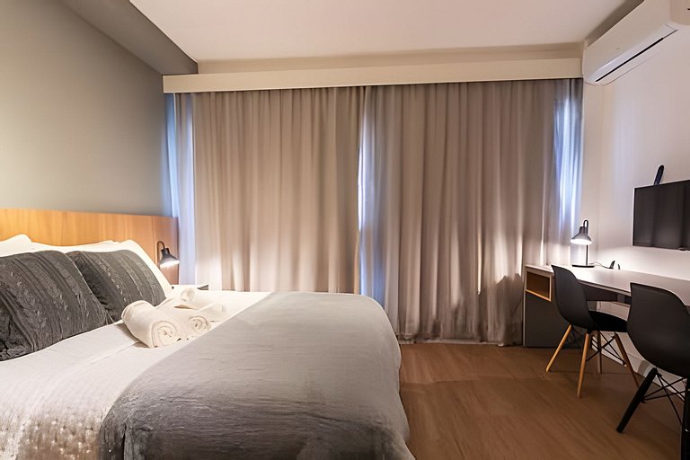 BHaus Moema ON Maracatins - Studio Premium com Varanda - Por