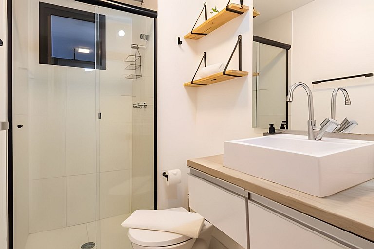BHaus IS Moema Carinás | Apartamento com Varanda | 5o andar
