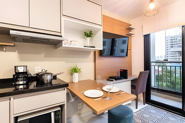 BHaus IS Moema Carinás | Apartamento com Varanda | 5o andar