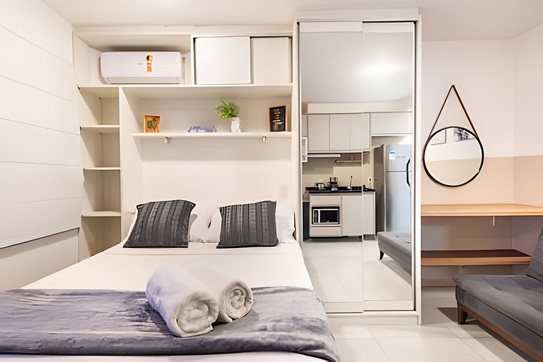 BHaus IS Moema Carinás - Apartamento com Varanda - Academia