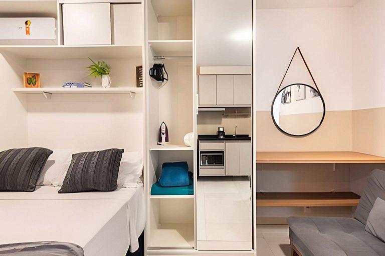 BHaus IS Moema Carinás - Apartamento com Varanda - Academia