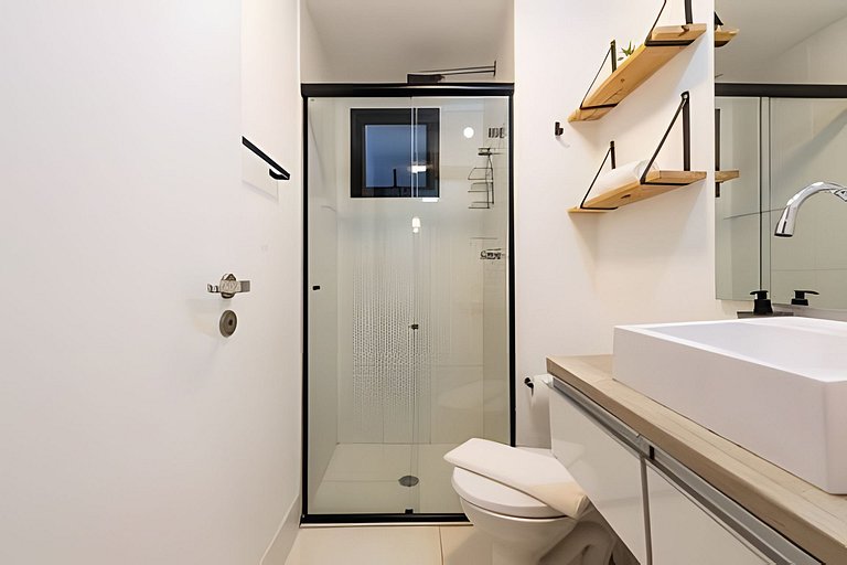 BHaus IS Moema Carinás - Apartamento com Varanda - Academia