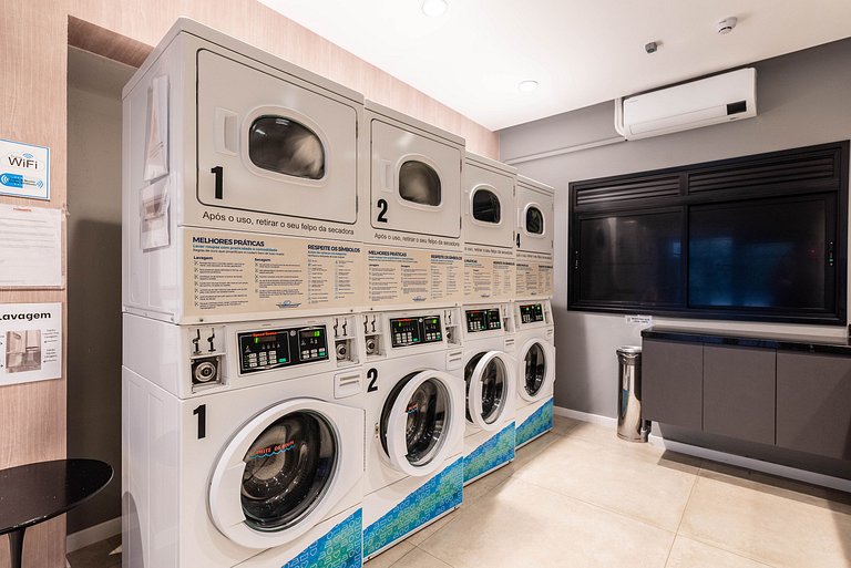 BHaus IS Moema Carinás - Apartamento com Varanda - Academia