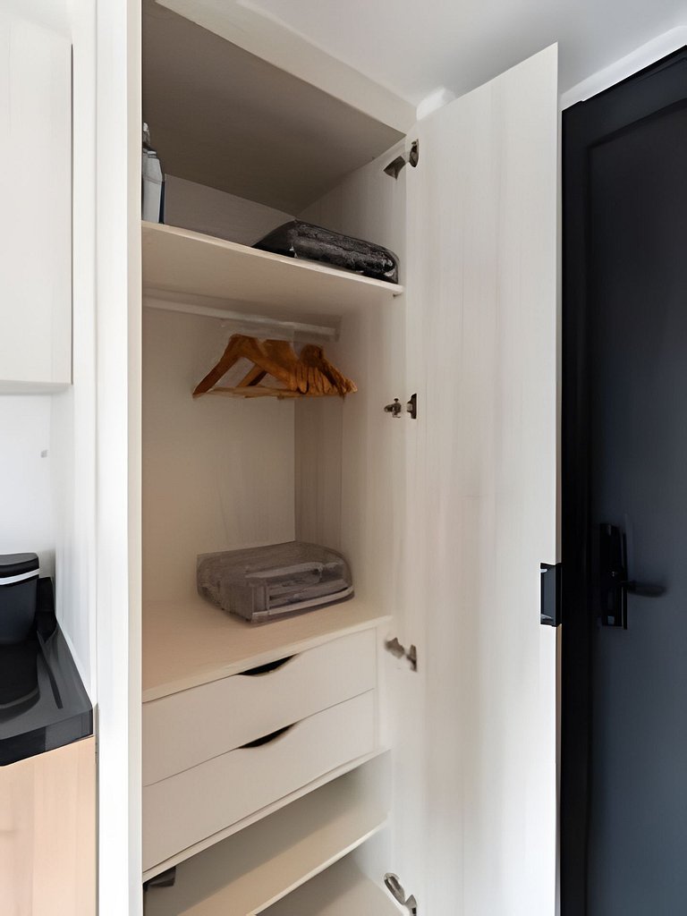 BHaus VN Consolação - Studio com Varanda - 14o andar - Condo