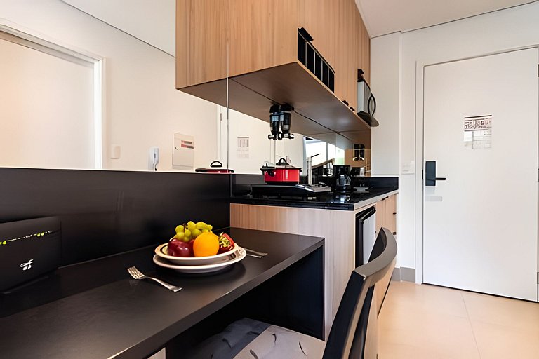 BHaus Vila Nova Conceição Pivo | Studio Premium com Varanda