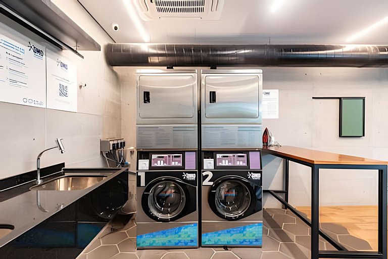 BHaus Vila Nova Conceição Pivo | Studio Premium com Varanda