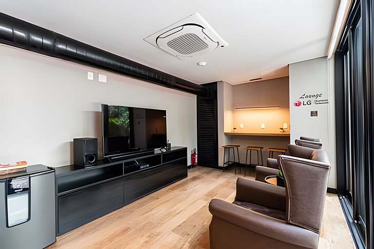 BHaus Vila Nova Conceição Pivo | Studio Premium com Varanda