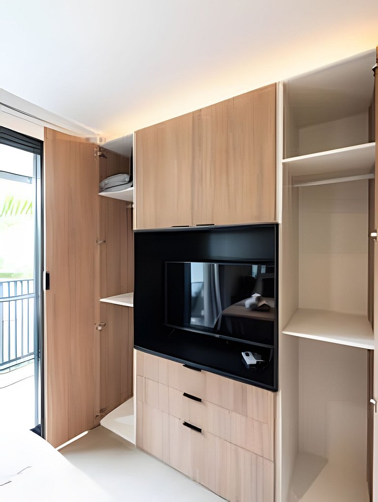 BHaus Vila Nova Conceição Pivo | Studio Premium com Varanda